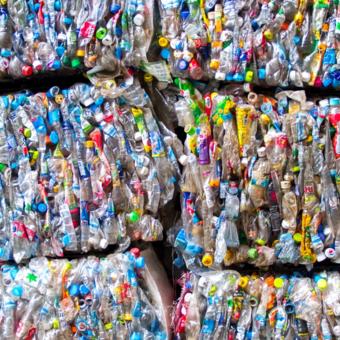 Plastic pollution and corporate accountability: toward harmonized disclosure metrics  